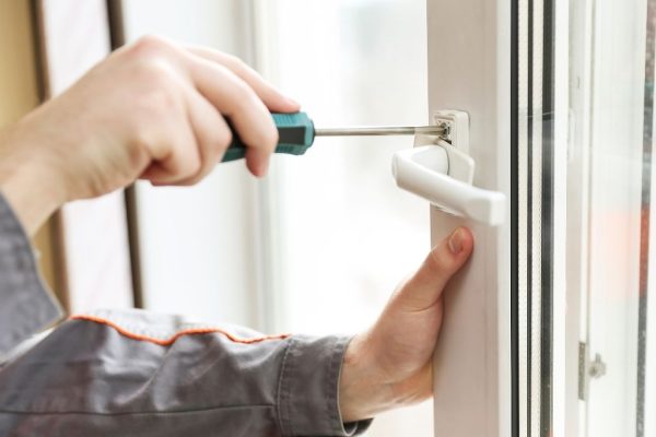 broken-handle-repair